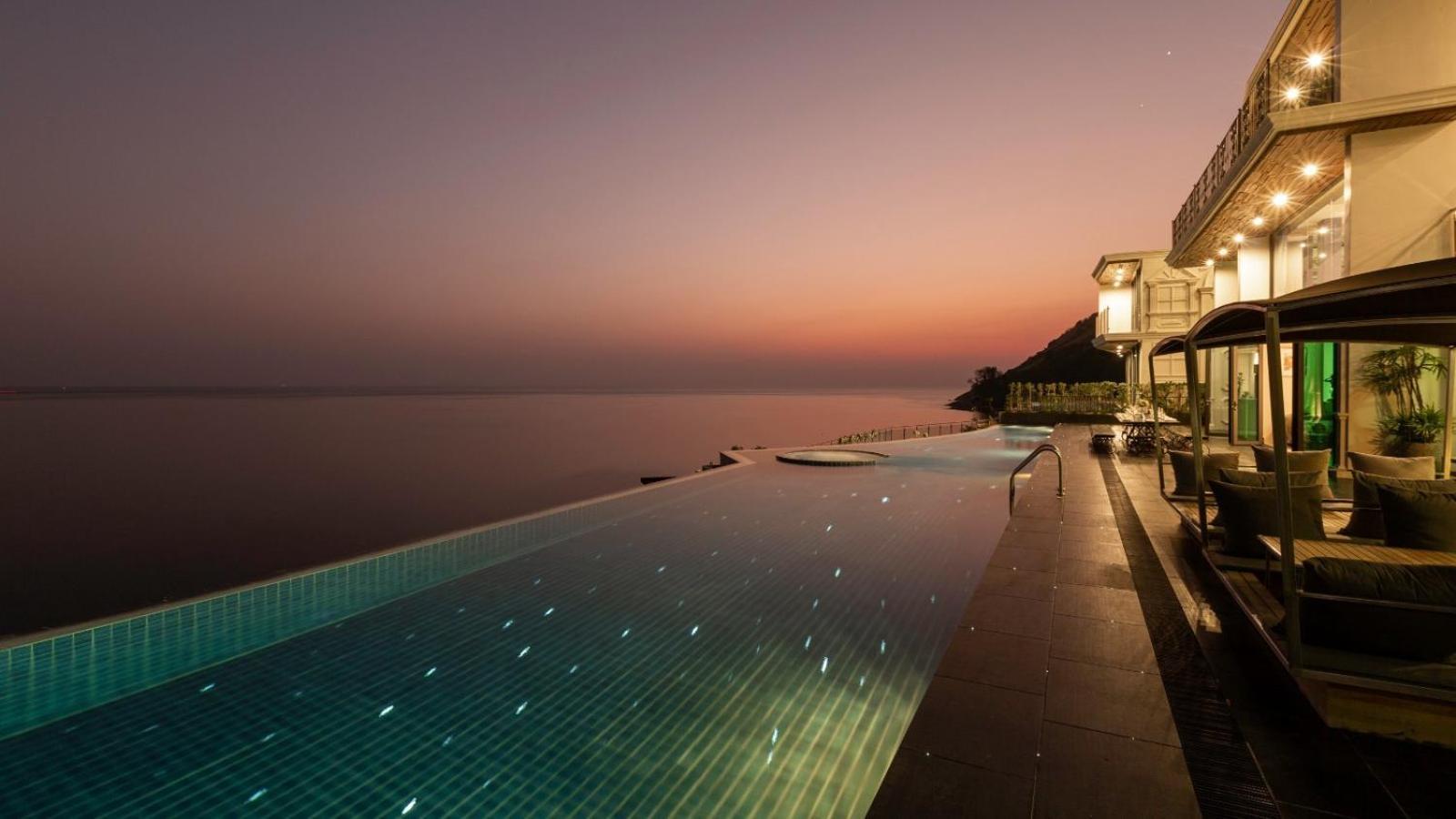 Villa Thousand Cliffs Nai Harn Buitenkant foto